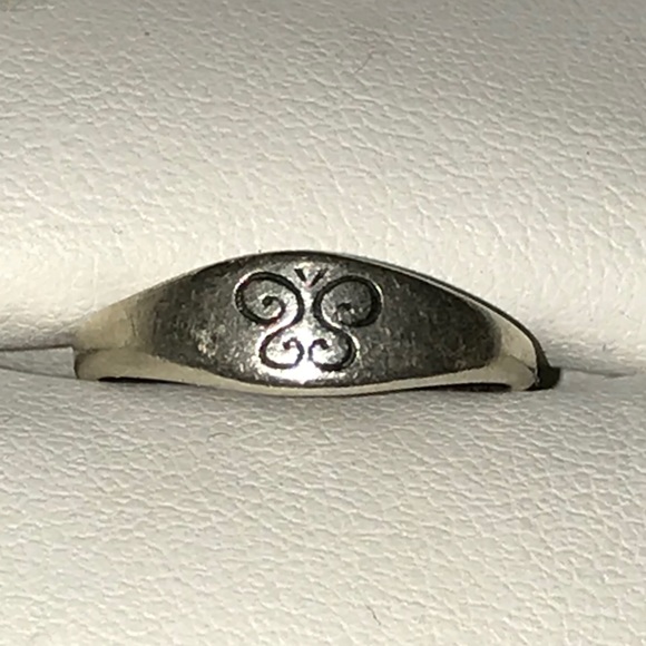 James Avery Jewelry - 💍James Avery 925 size/4 child Tiny butterfly ring